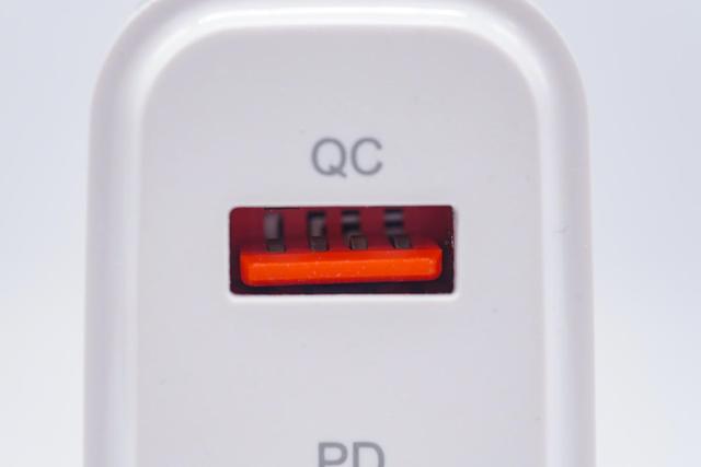 安卓手机充电插口以前安卓手机充电线接口-第6张图片-太平洋在线企业邮局
